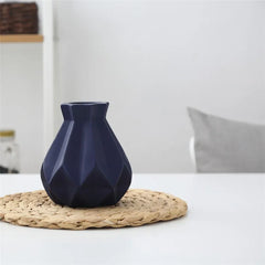 Nordic Porcelain Vase