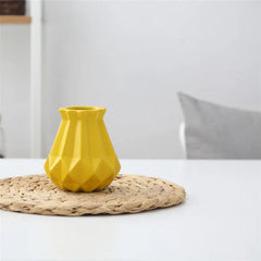 Nordic Porcelain Vase