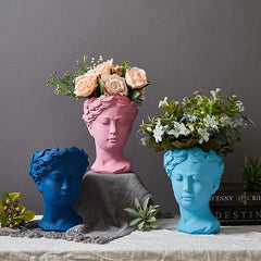 Retro Venus Vase